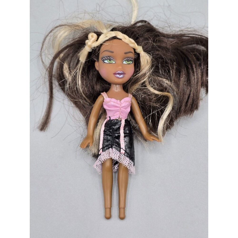 MGA Lil Bratz Girlz Mini Rock Starz Zada Doll‎ 41/2 inches Original Clothes 2002